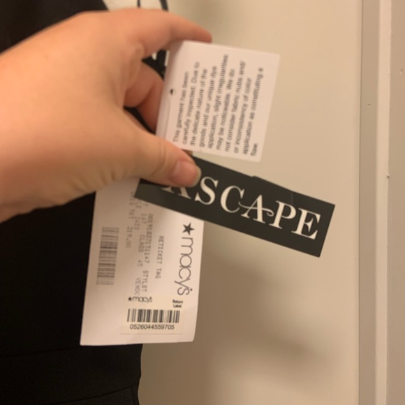 BLACK! Illusion stripe mermaid gown Xscape - Picture 8 of 8